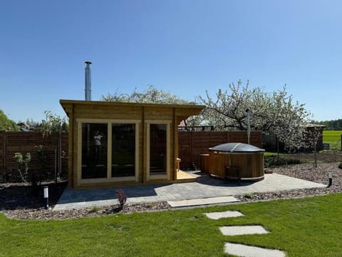 Garden, Sauna, Spa and wellness centre/facilities, Garden view