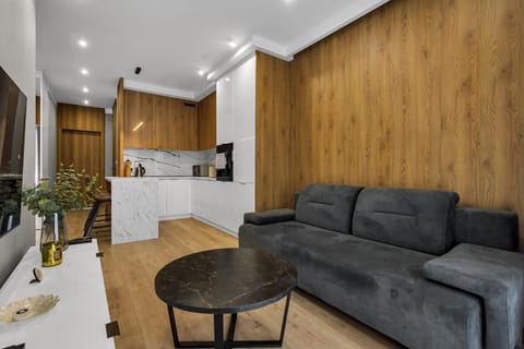 Kitchen or kitchenette, Living room, Seating area, Dining area, minibar, pet friendly, stove