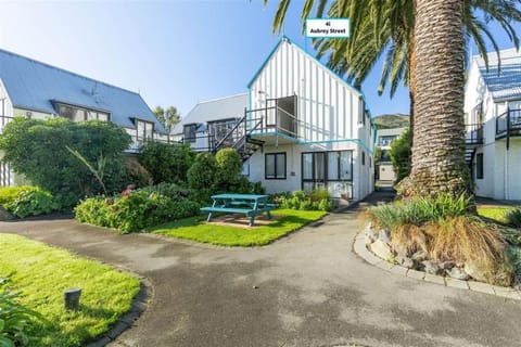 Property building, Garden view