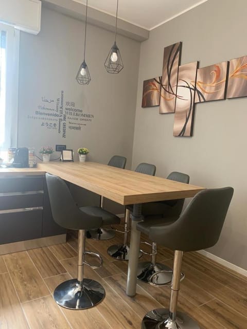 Nibu Appartamenti - Appartamento centrale comodo a tutto, anche a Villa Chiara Apartment in Bologna