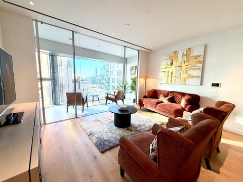 View (from property/room), Living room, Seating area