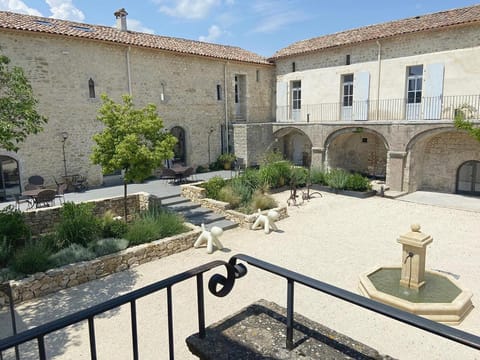 Property building, Inner courtyard view