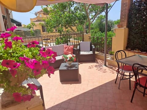 Balcony/Terrace, Balcony/Terrace