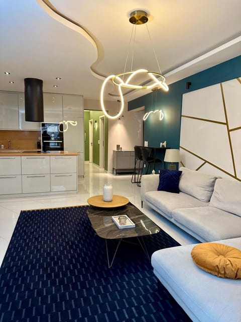 Living room, Seating area, Dining area, kitchen