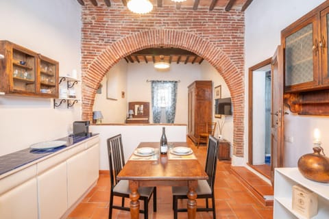 Piombino Apartments - Casa Loriano Apartment in Piombino