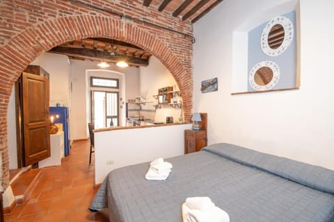 Piombino Apartments - Casa Loriano Apartment in Piombino