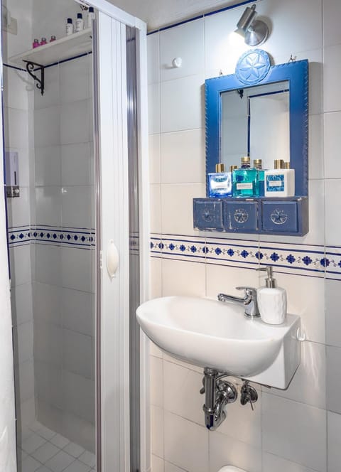 Piombino Apartments - Casa Loriano Apartment in Piombino