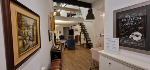 Communal lounge/ TV room, Lounge or bar
