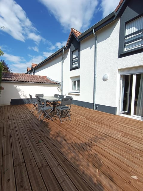 Maison de ville avec terrasse House in Vosges