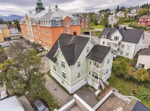 One bedroom basement apartment in the city Apartment in Tromso