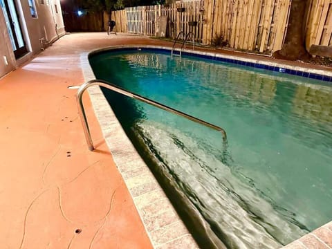 Convenient Location Pompano - Deerfield Beach House in Deerfield Beach