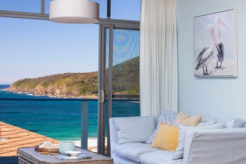 Living room, Sea view