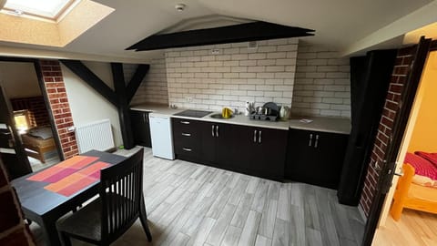 Kitchen or kitchenette, Dining area, stove