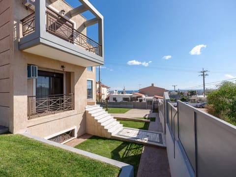 Facade/entrance, Garden, View (from property/room), Sea view, Area and facilities