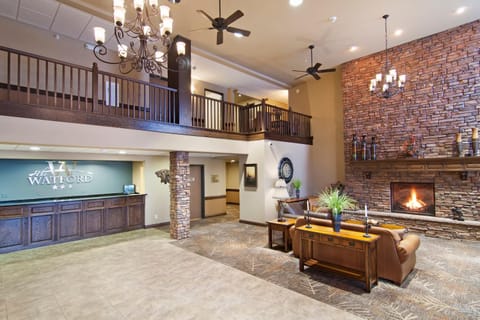 Lobby or reception, Seating area, fireplace