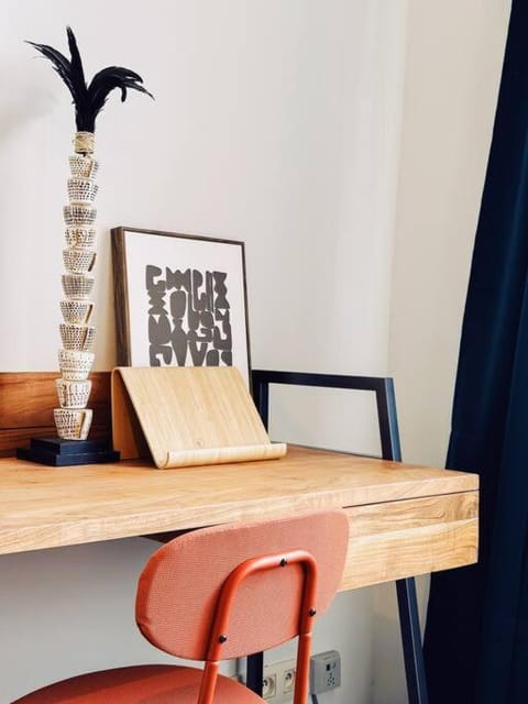 Historic Center Apartment Walk to Everything Apartment in Ghent