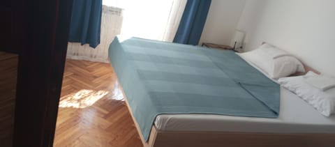 Airport MD rooms Hostel in Belgrade