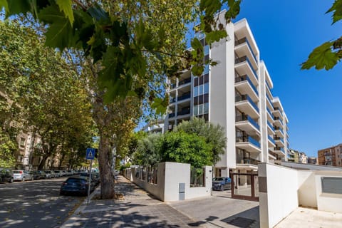 Property building, Neighbourhood, Street view