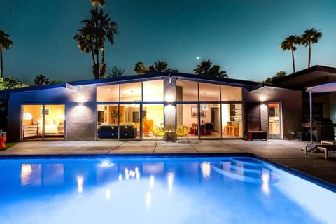 The Brentwood - Alice Lodging House in Cathedral City