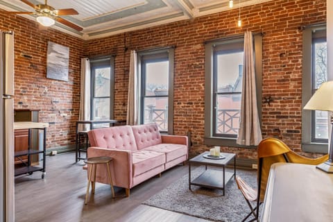 Living room, Photo of the whole room, Seating area