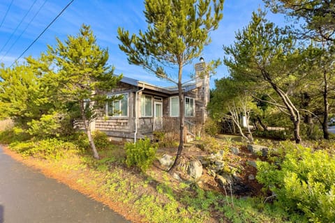 Valentine's House MCA#525 House in Manzanita