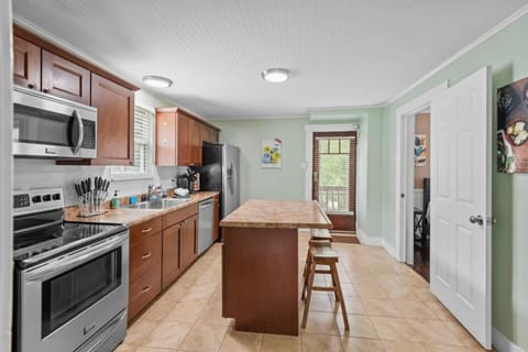 Kitchen or kitchenette, oven, stove, toaster