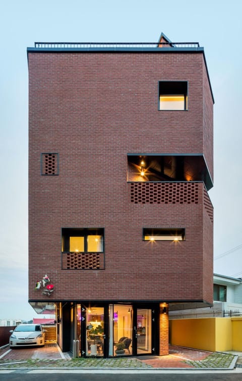 Property building, Parking