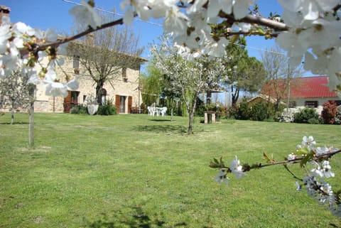 Fattoria Il Bruco Farm Stay in Umbria
