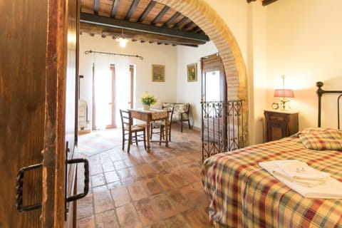 Fattoria Il Bruco Farm Stay in Umbria