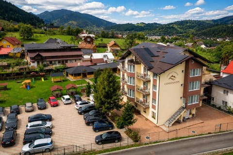 Property building, View (from property/room), Parking