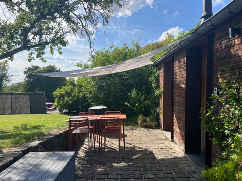 Property building, Patio, Garden, Garden view