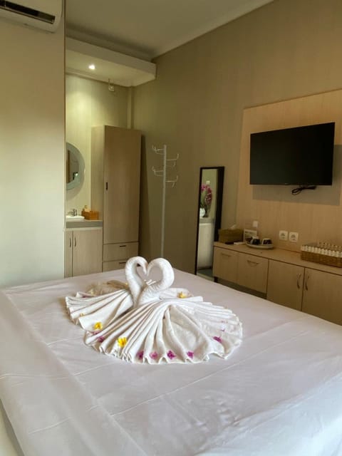 Queens Villa Bed and Breakfast in North Kuta