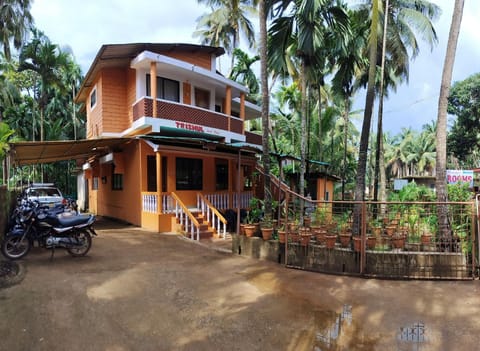 Garden, Parking