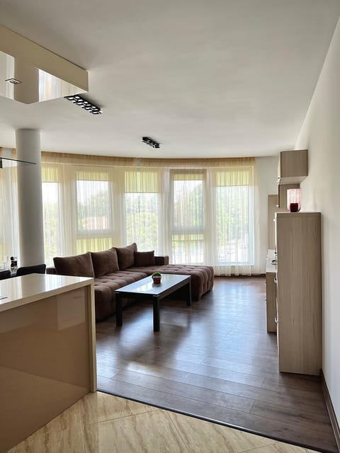 Ultra Lux Apartment Free Underground Secure Parking Apartment in Pazardzhik