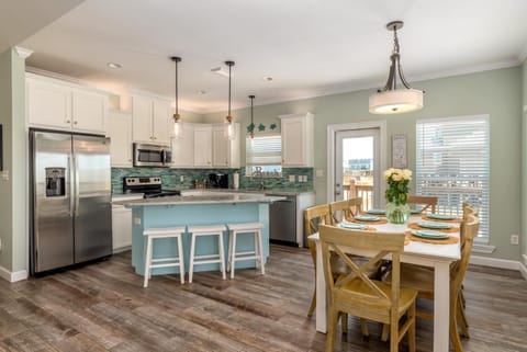 Tidewater East 2 House in Dauphin Island