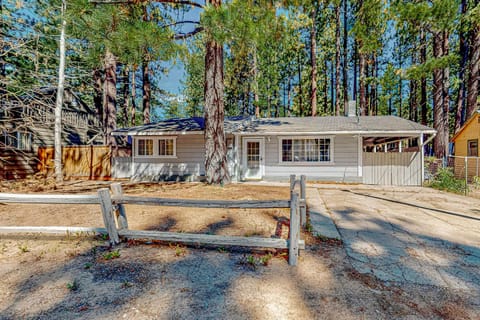 Hounds of Aspen House in South Lake Tahoe