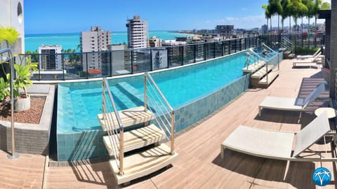 Day, View (from property/room), Balcony/Terrace, Pool view, Sea view, Swimming pool, Swimming pool, sunbed