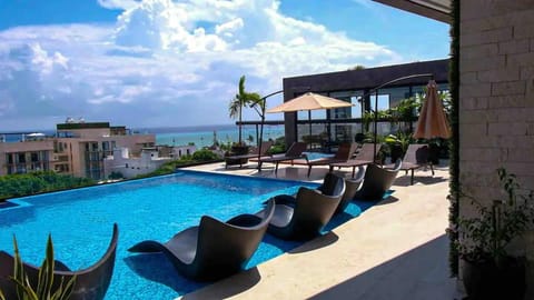 Sea view, Swimming pool