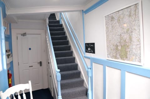 Facade/entrance, Lobby or reception, acessibility