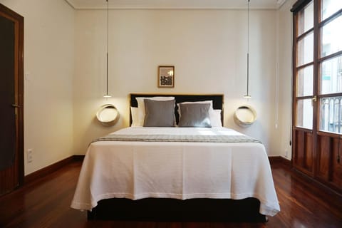 Bed, Balcony/Terrace, Bedroom