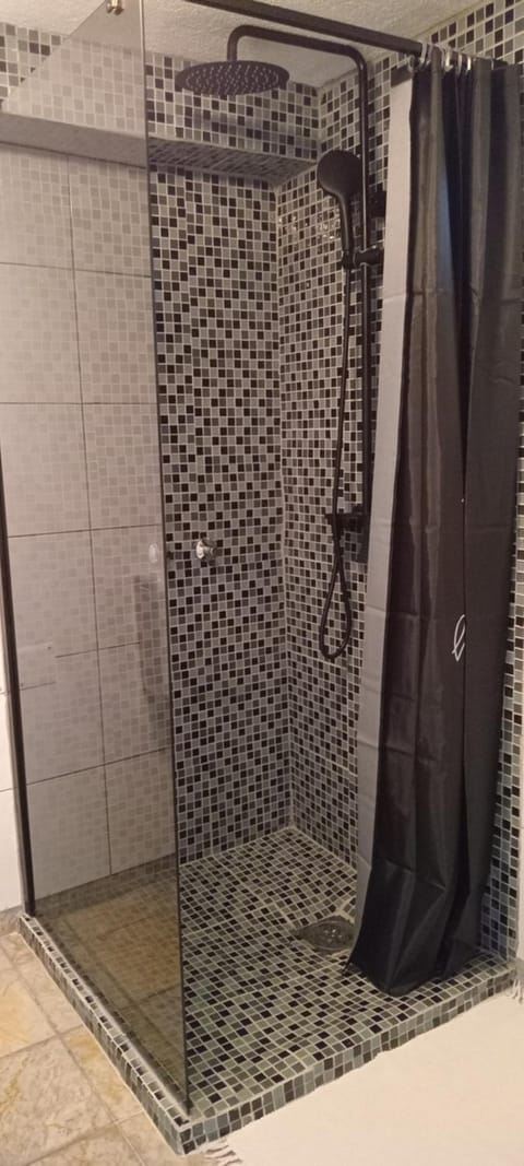 Pool House Maslina Apartment in Mostar