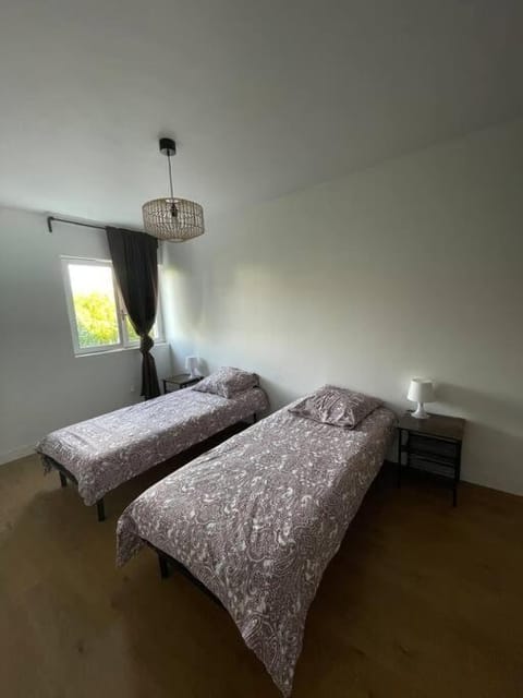 Joli duplex de 75m2 à 10mn à pieds de la plage Apartment in Le Lavandou