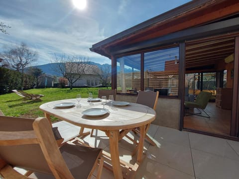 Balcony/Terrace, Garden view