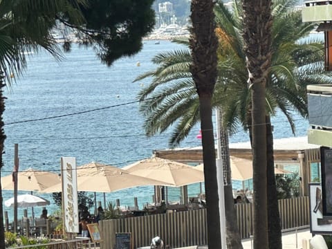 Impeccable 3 pièces 80m2 double balcons,proche mer Juan les pins proche Cannes Apartment in Antibes