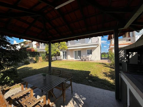 Jordan's Garden Maisonette House in Halkidiki