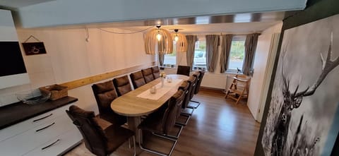 Dining area, kitchen