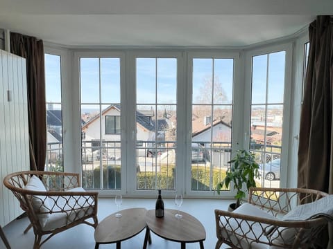 View (from property/room), Living room, Seating area