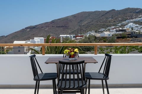 Patio, Balcony/Terrace, Mountain view
