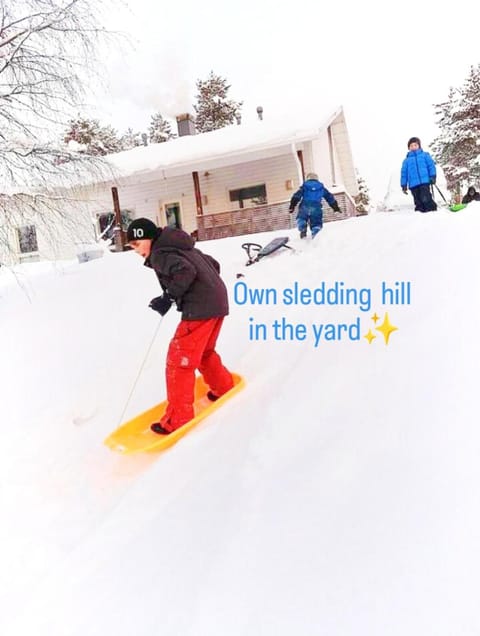 Nordic Villa in Rovaniemi with a Private Sledding Hill, Sauna & Cozy Family Stay Villa in Rovaniemi