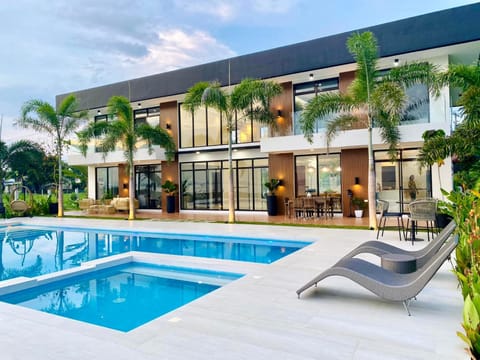 Property building, Swimming pool